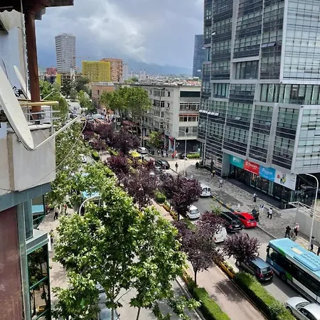 Mak Apartamento Tirana